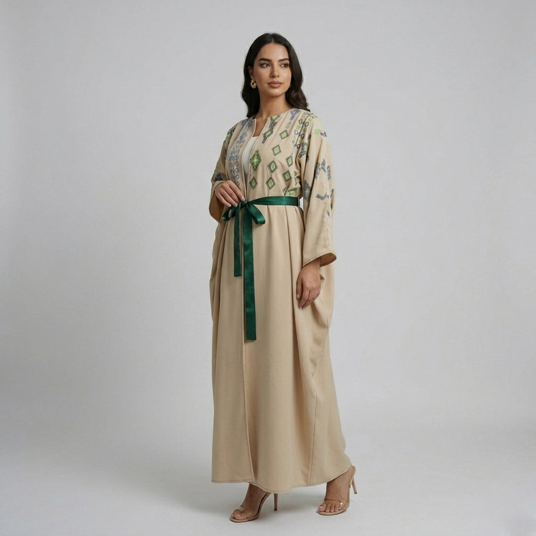 Kuwaiti Bisht – Luxury with Soft Fabric and Embroidery