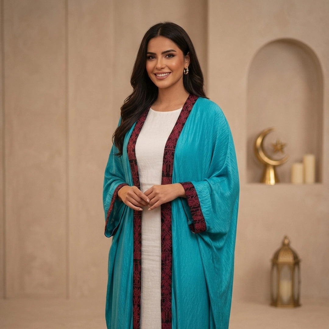 Bisht – Elegant with Refined Embroidered Detail